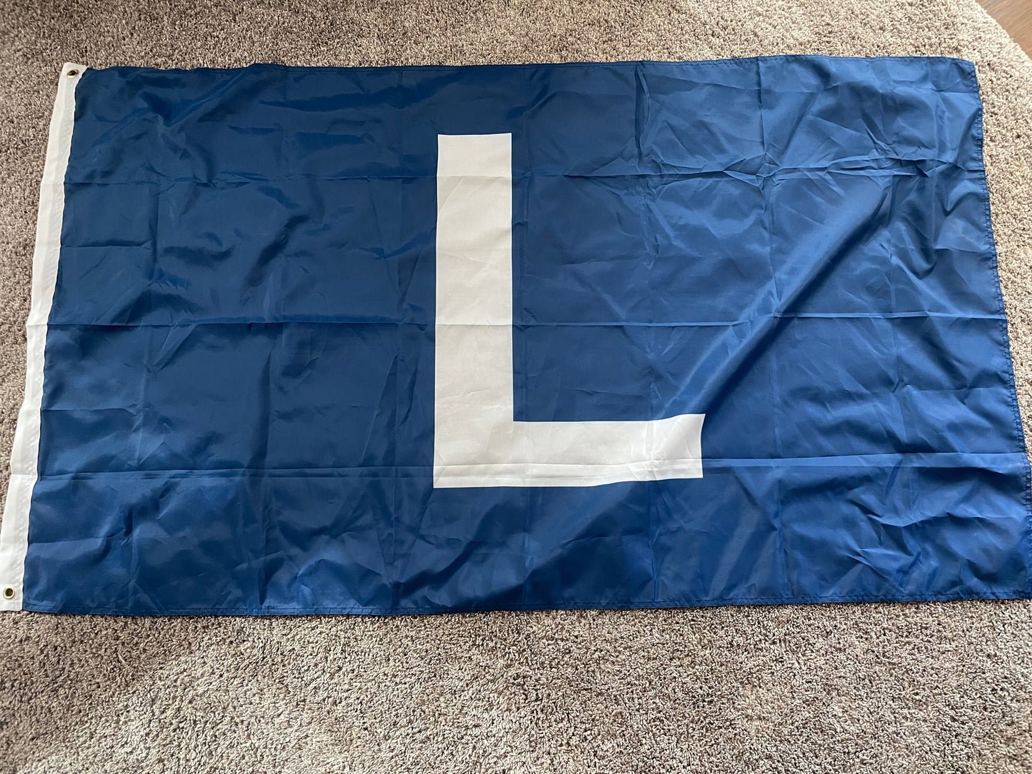 L Flag (slight color issue on seam)